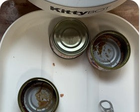Used cans collected automatically